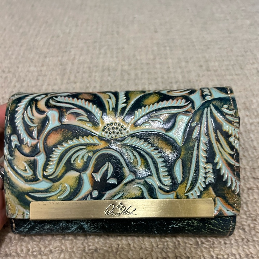Patricia Nash Turquoise Tooled Leather Wallet